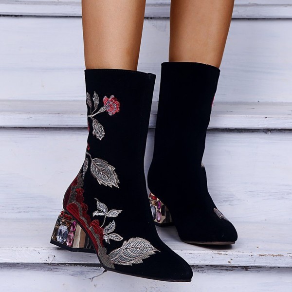 Size:4.5-12 Women Retro Flower Embroidery Chunky Heel Mid-Calf Boots