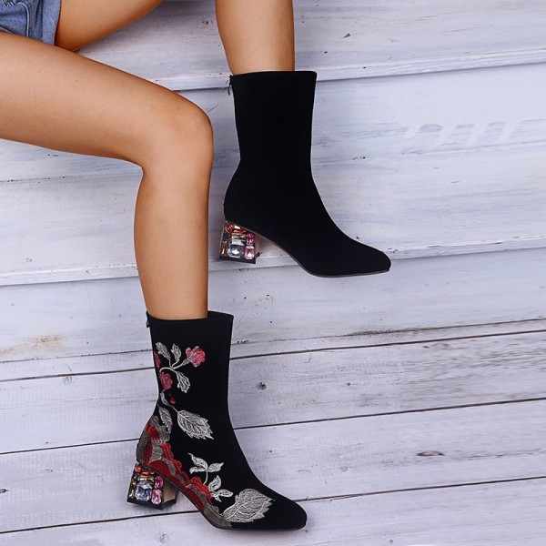 Size:4.5-12 Women Retro Flower Embroidery Chunky Heel Mid-Calf Boots