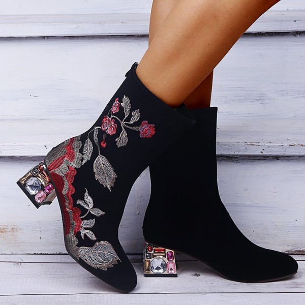 Size:4.5-12 Women Retro Flower Embroidery Chunky Heel Mid-Calf Boots