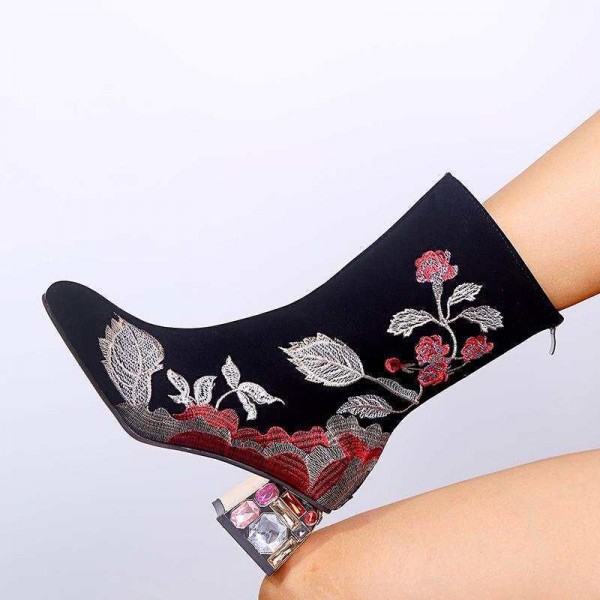 Plus Size Women Fashion Pointed Toe Embroidered Wide Heel Mid-Calf Boots