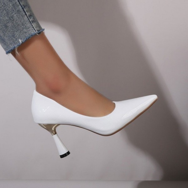 Women Fashion Plus Size Point-Toe Patent Leather Pumps