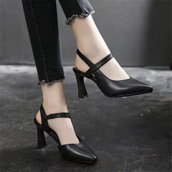 Women Simple Fashion Plus Size Solid Color Pointed Toe Chunky Heel Sandals Work Shoes