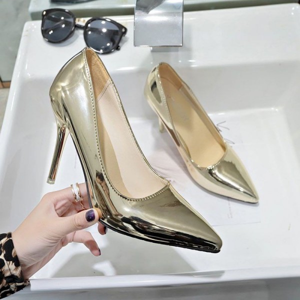 Women Fashion Simple Bright Leather Pointed Toe Pumps